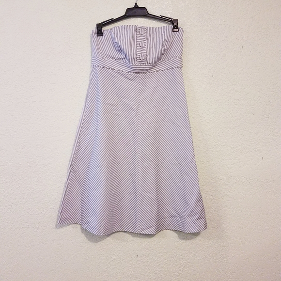 GAP Dresses & Skirts - Gap striped  strapless fit and flare dress